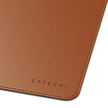 Load image into Gallery viewer, Satechi Eco Leather Deskmate (Brown)