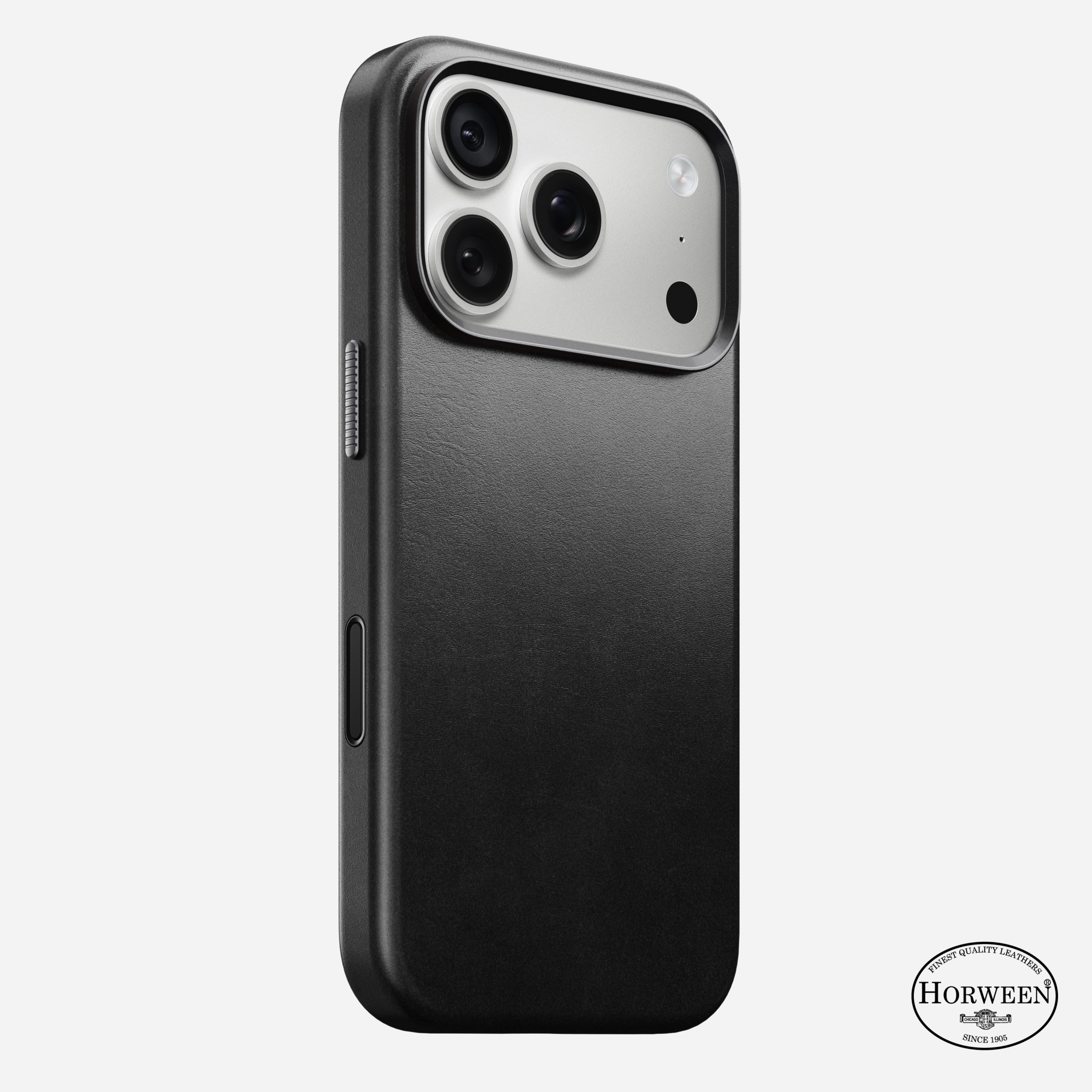 Traditional Horween Leather Case for iPhone 18 Pro 6.3 in Black Horween - Nomad