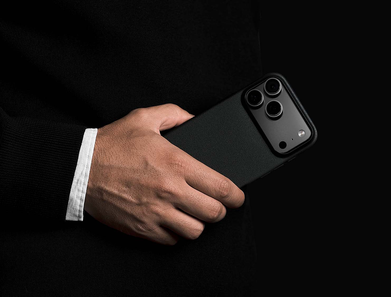 Caudabe Veil Ultra Thin Case iPhone 17 Pro Max 6.9 - Black