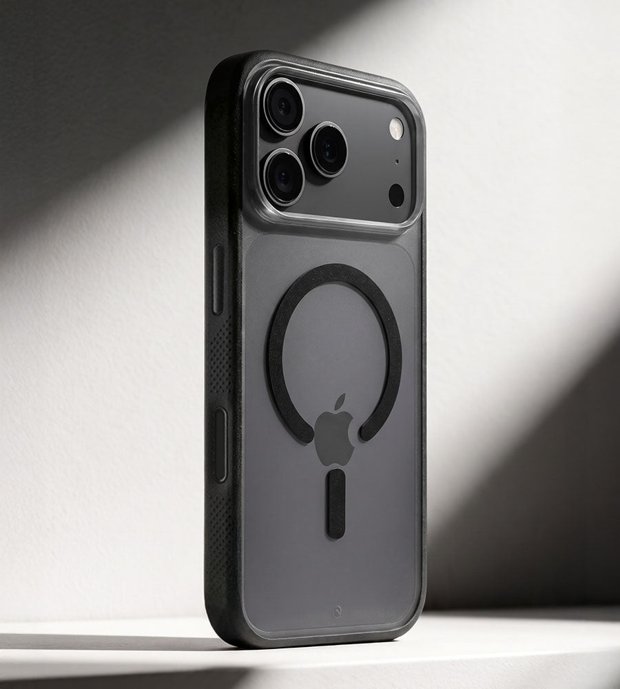 Synthesis Open Slim Case MagSafe iPhone 18 Pro Max 6.9 in Obsidian - Caudabe