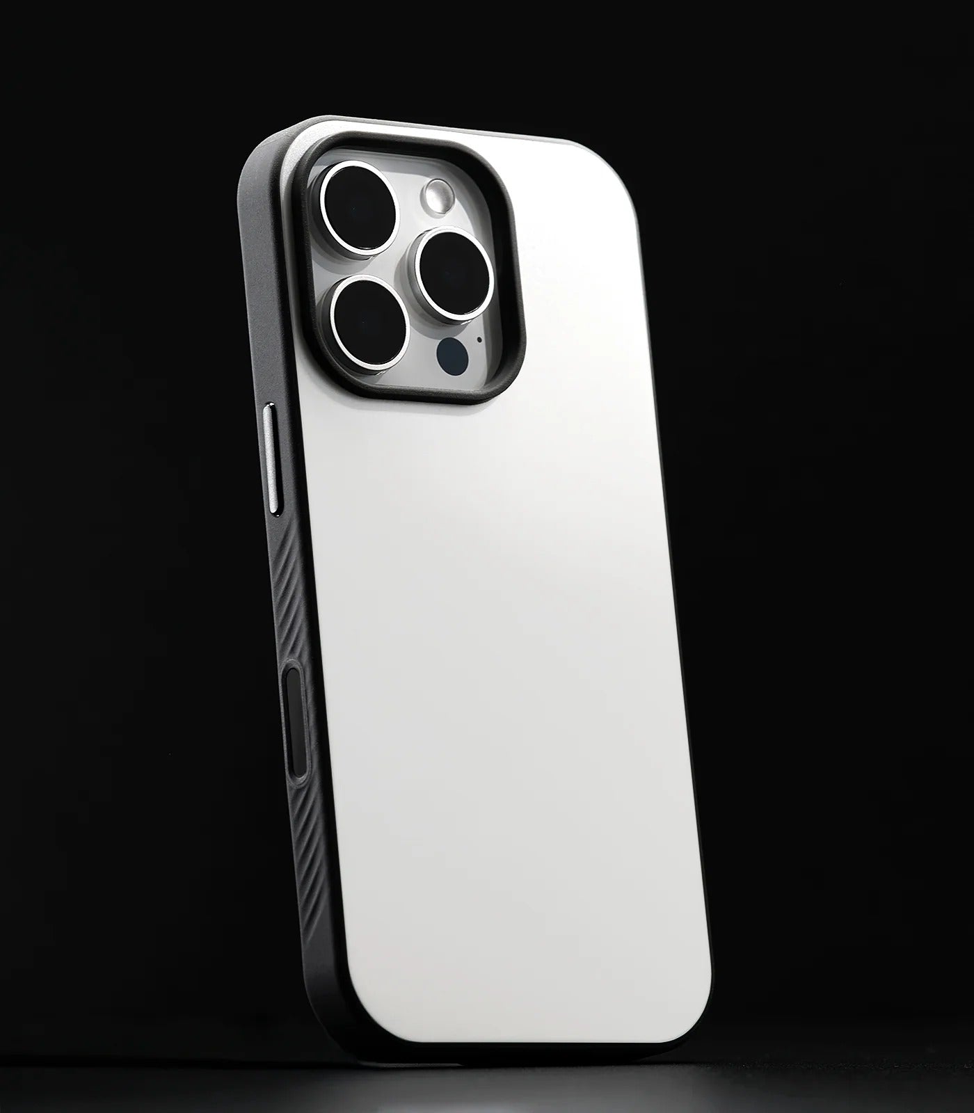 Caudabe Paragon with Camera Control and MagSafe iPhone 16 Pro Max - Moonstone