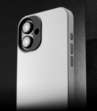 Load image into Gallery viewer, Caudabe Paragon Slim ShockLite Case &amp; MagSafe iPhone 16 6.1 - Moonstone