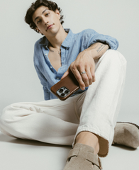 Nomad Traditional Horween Leather Case iPhone 16 Pro 6.3 - Brown