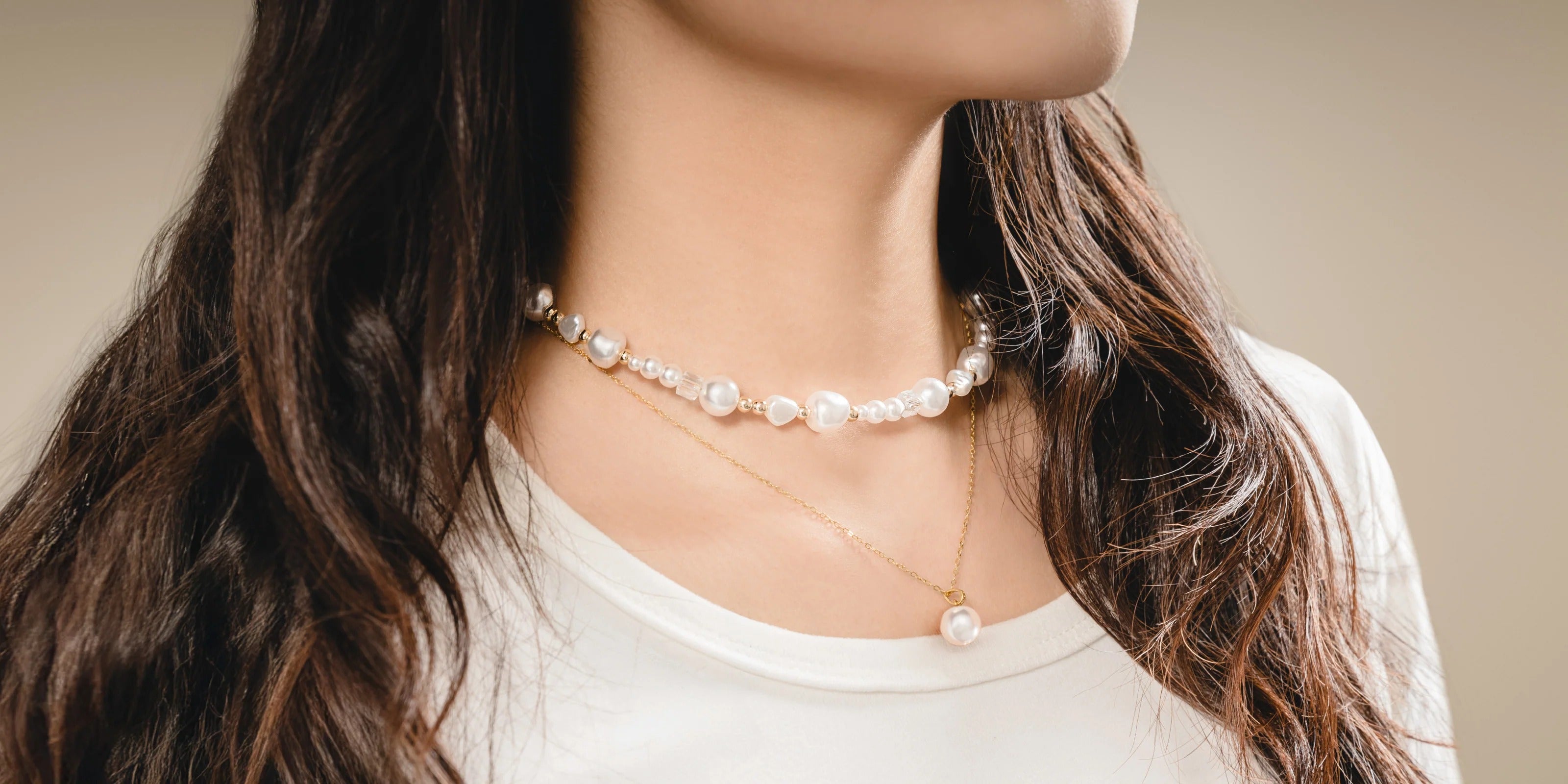 Mageasy Pearl iPhone Wrist Strap - Lobster Clasp & Charm loop