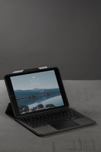 Load image into Gallery viewer, UAG Rugged Bluetooth Keyboard &amp; Trackpad Case iPad 10.2 - Black