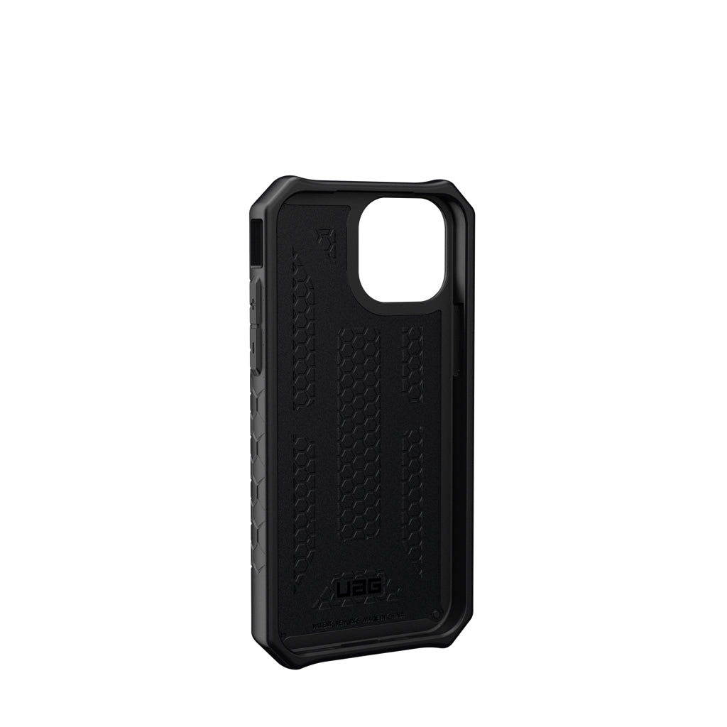 UAG Monarch Rugged Case iPhone 13 Standard 6.1 Carbon Fibre