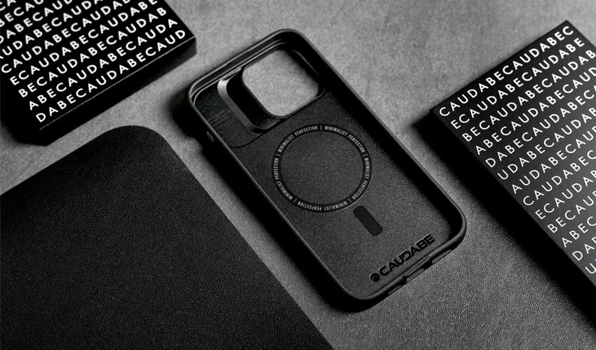 Caudabe Synthesis Slim Protective Case with MagSafe iPhone 14 Pro Max 6.7 - Black