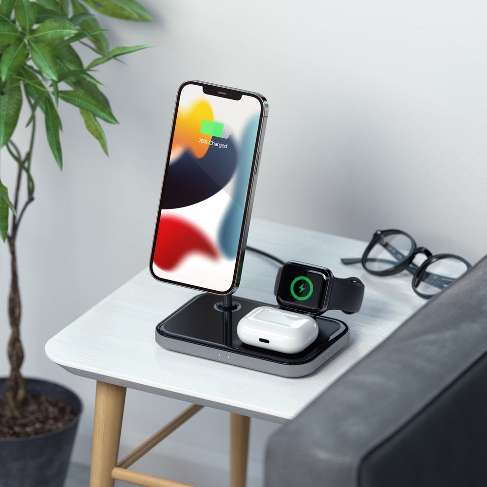 Satechi Magnetic 3-in-1 Wireless Charging Stand