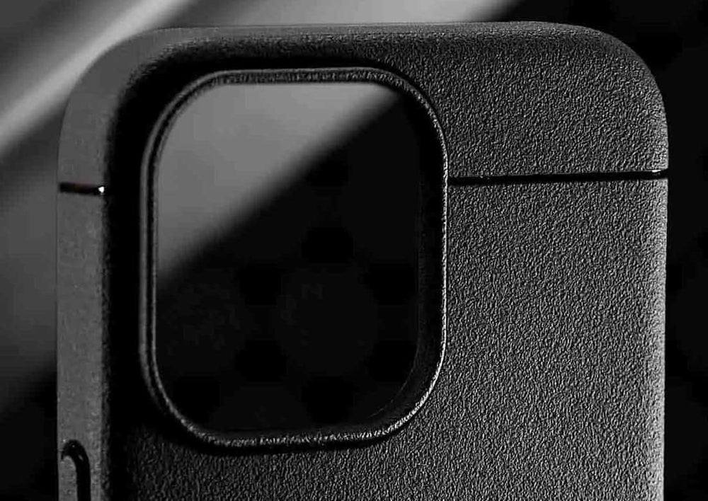 Caudabe Sheath Slim Protective Case with MagSafe iPhone 13 Standard 6.1 - Black - Mac Addict