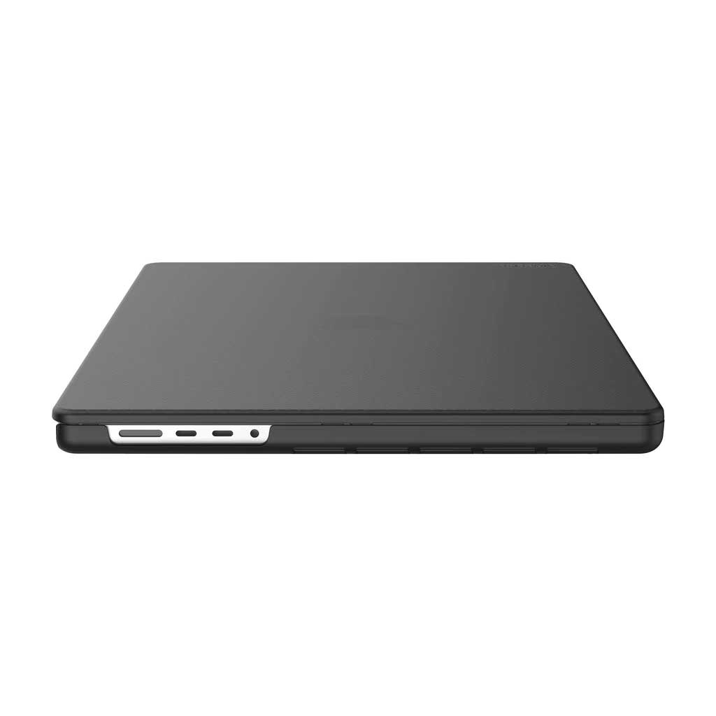 Incase Hardshell Case for MacBook Pro 16 inch Dots M1 2021 & M2 2023 - Black