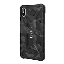 Load image into Gallery viewer, UAG Pathfinder SE Camo Case for Apple iPhone Xs MAX - Midnight Camo 4