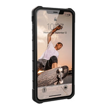 Load image into Gallery viewer, UAG Pathfinder SE Camo Case for Apple iPhone Xs MAX - Midnight Camo 2